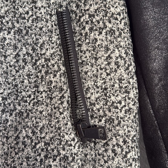 Sosken Marisa Minicucci puffer jacket sz small 1 - Picture 3 of 11